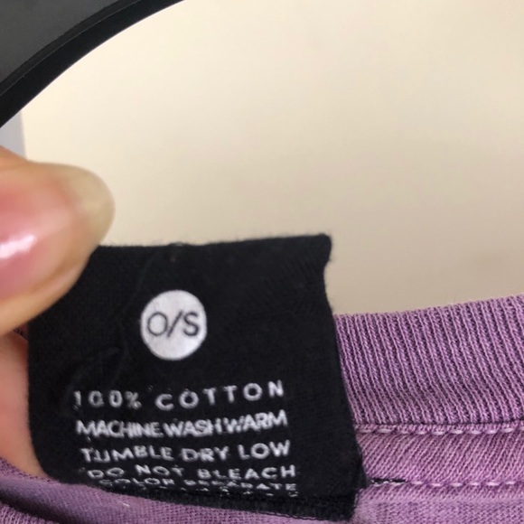 SELLING VINTAGE/GRAPHIC TEES. CLICK TO SEE ALL! - Picture 2 of 11